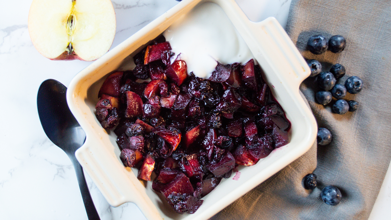 Roasted Apples + Berries – Sarah Wragge Wellness