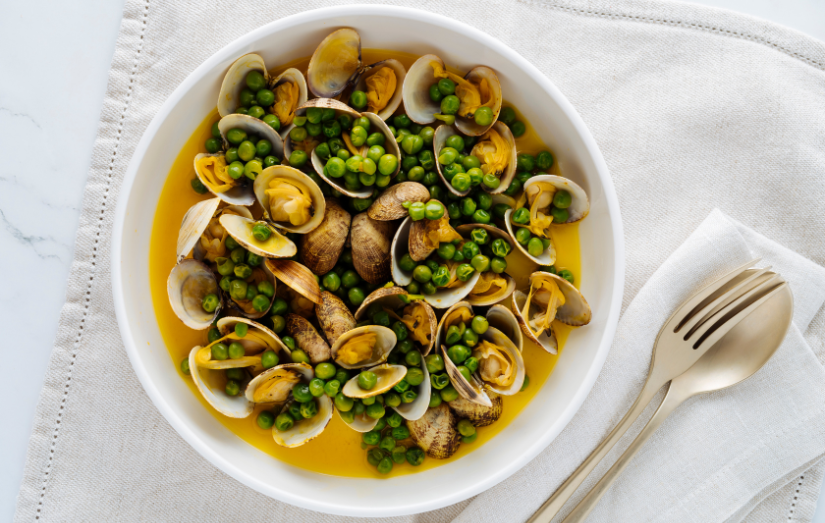 Sautéed Clams with Saffron and Peas