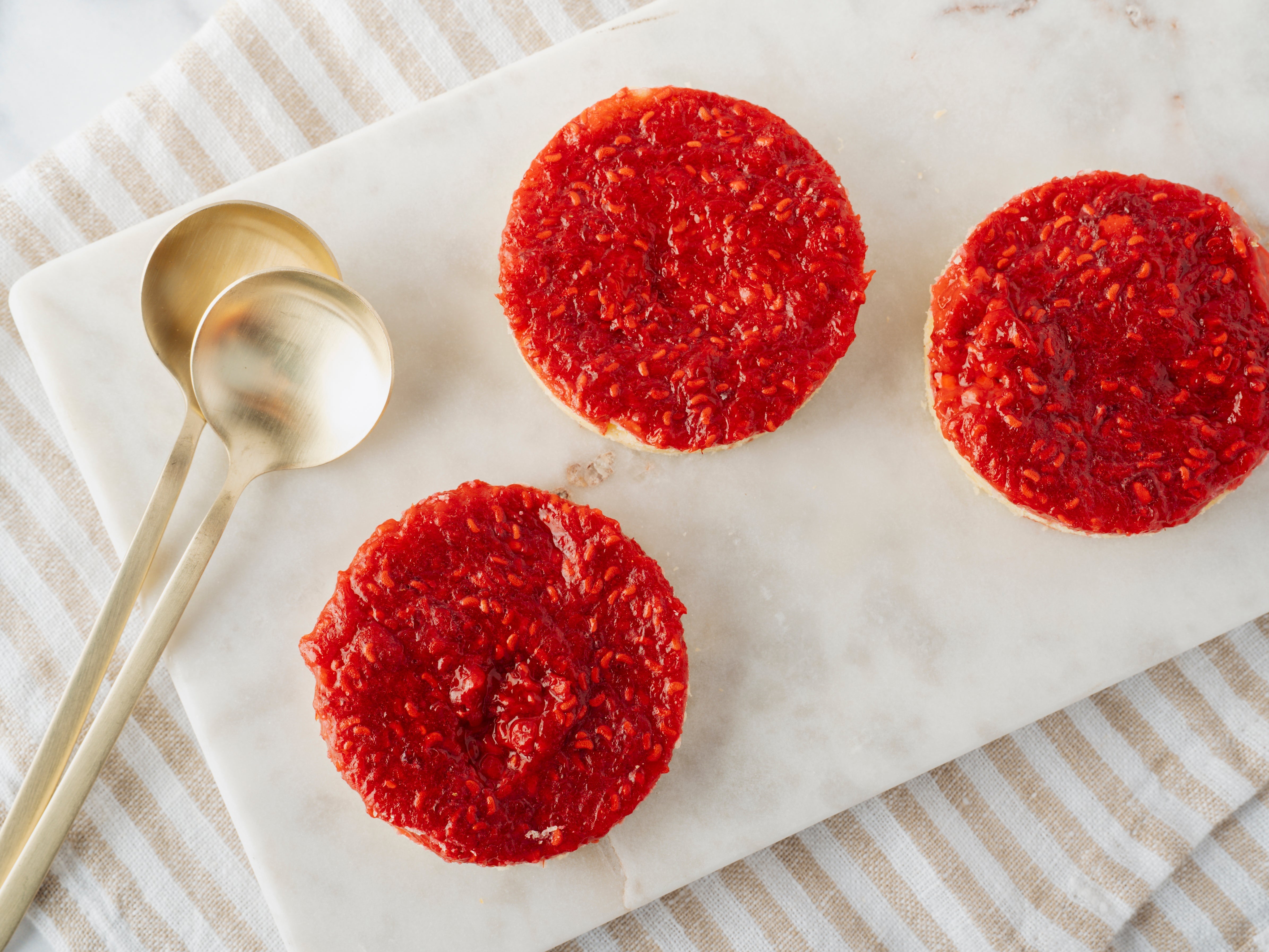 Raspberry Tartlets – Sarah Wragge Wellness