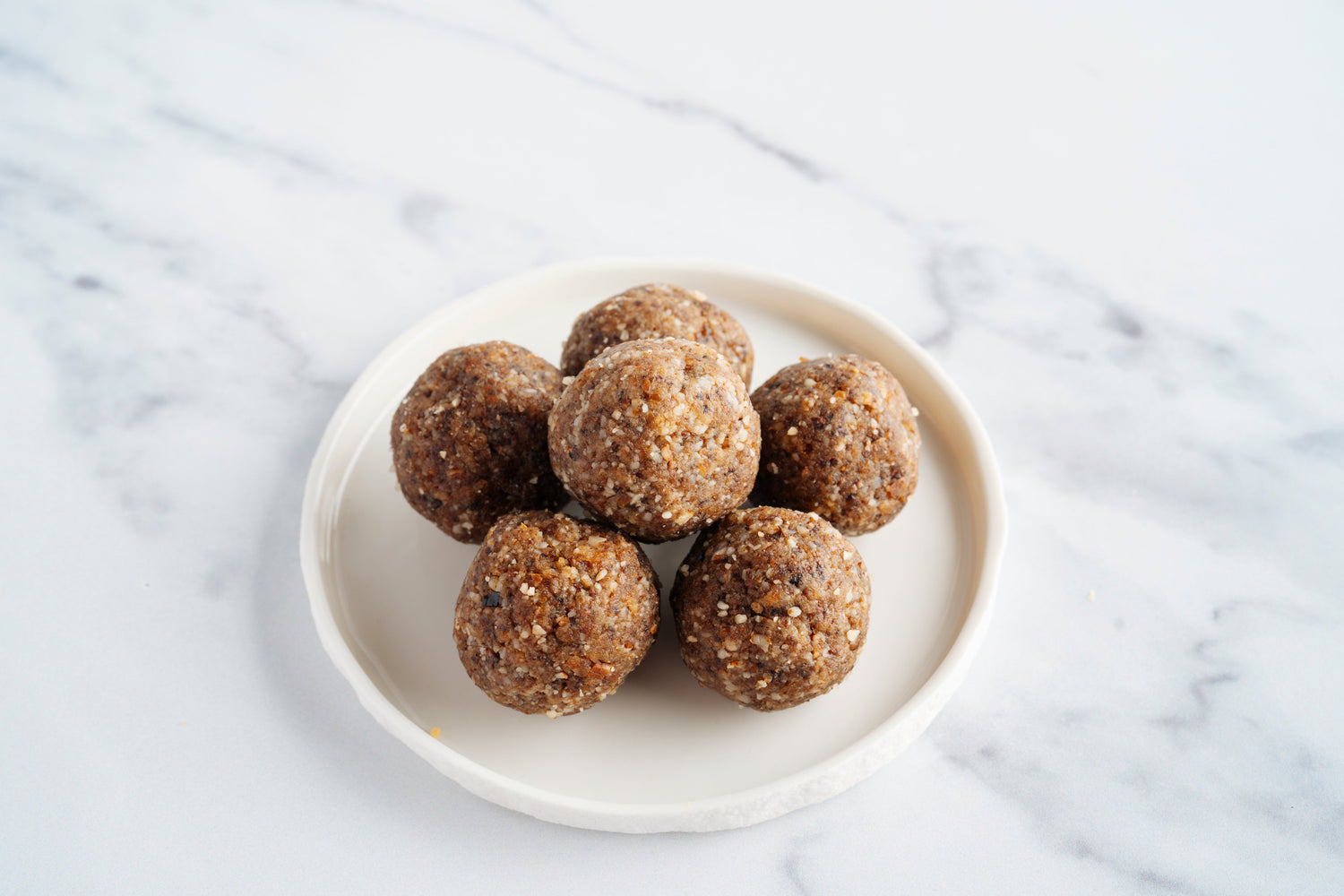 Oatmeal Raisin Protein Bites
