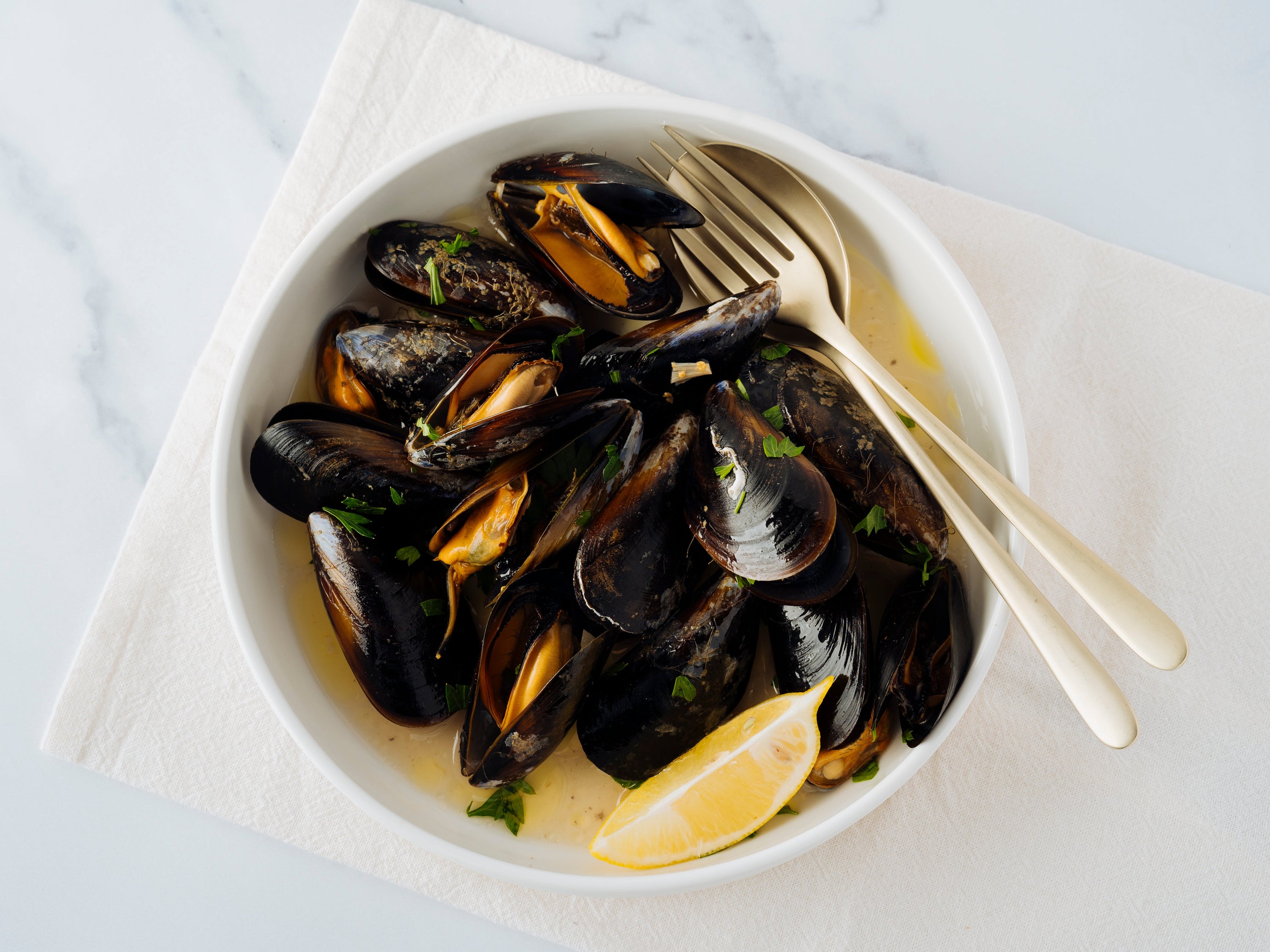 Sauteed Mussels with Garlic