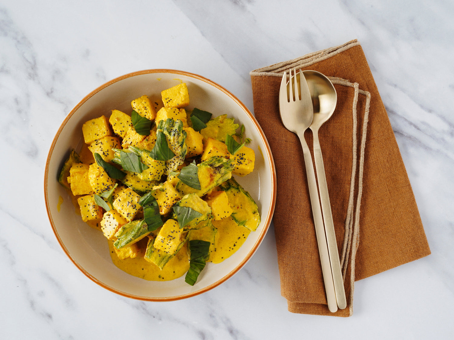 Tofu Stir Fry with Crunchy Zucchini and Saffron